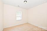 117 Warfield Drive - Photo 14