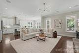 2914 Windsor Avenue - Photo 13