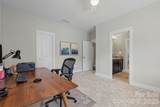 2914 Windsor Avenue - Photo 32