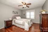 806 Prince Albert Court - Photo 14
