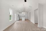 1107 Burke Street - Photo 5
