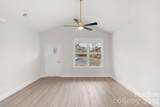 1107 Burke Street - Photo 7