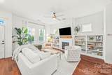 2316 Blueberry Street - Photo 5