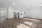 209 Knott Street - Photo 6