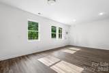209 Knott Street - Photo 8