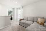 555 Palmarosa Street - Photo 15