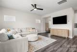 555 Palmarosa Street - Photo 3