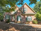 205 Piney Grove Point - Photo 1