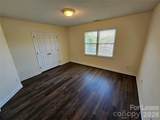 151 Woodfern Place - Photo 15