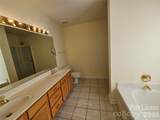 151 Woodfern Place - Photo 16