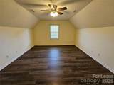 151 Woodfern Place - Photo 27
