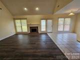 151 Woodfern Place - Photo 9