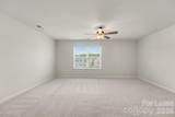 214 Kennerly Center Drive - Photo 9