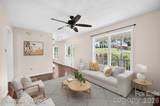 10724 Kingsview Drive - Photo 11
