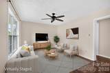 10724 Kingsview Drive - Photo 9