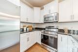 10236 Vanguard Parkway - Photo 16