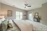 10236 Vanguard Parkway - Photo 24