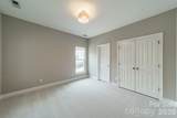 10236 Vanguard Parkway - Photo 7