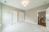 10236 Vanguard Parkway - Photo 8
