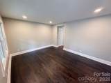 528 Kentbrook Drive - Photo 3