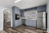 609 Oak Street - Photo 11