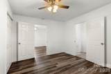 609 Oak Street - Photo 17