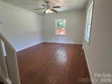 1005 William Drive - Photo 8