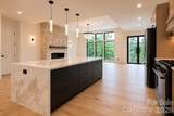 407 Melnick Terrace - Photo 11
