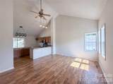121 Driftwood Drive - Photo 2