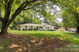 1405 Lakeview Drive - Photo 1