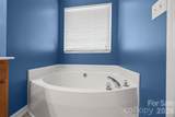 3240 Barons Court Road - Photo 18