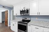 10211 Meadow Hollow Drive - Photo 13