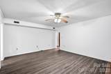 10211 Meadow Hollow Drive - Photo 16