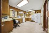 103 Castlegate Drive - Photo 7
