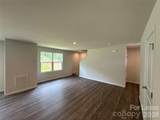 4208 Bowline Drive - Photo 3