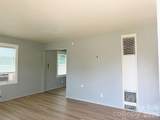 368 Baker Street - Photo 2