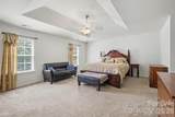 7218 Cascading Pines Drive - Photo 17