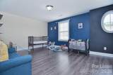 1445 Overlea Place - Photo 13