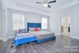 1445 Overlea Place - Photo 37