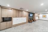 1530 Queens Road - Photo 32