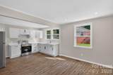 1509 Wickham Lane - Photo 3