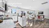 2121 10th Street - Photo 2