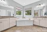 1402 Smoketree Court - Photo 15