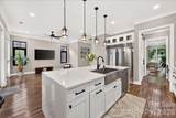 2200 Stratford Avenue - Photo 17