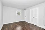 6133 Colchester Place - Photo 13