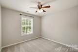 2722 Meadow Knoll Drive - Photo 14