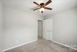 2722 Meadow Knoll Drive - Photo 15