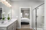 925 Heathway Drive - Photo 16