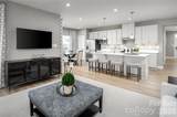 925 Heathway Drive - Photo 8