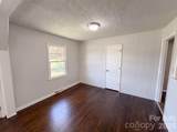 310 Indiana Avenue - Photo 4